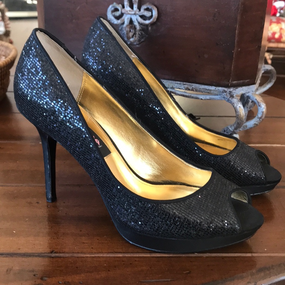 Nina New York black sparkly peep toe pumps (3’)